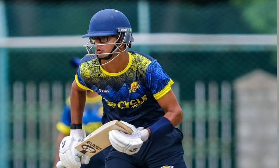 Dravid's son recently earned his maiden India Under-19 call-up
